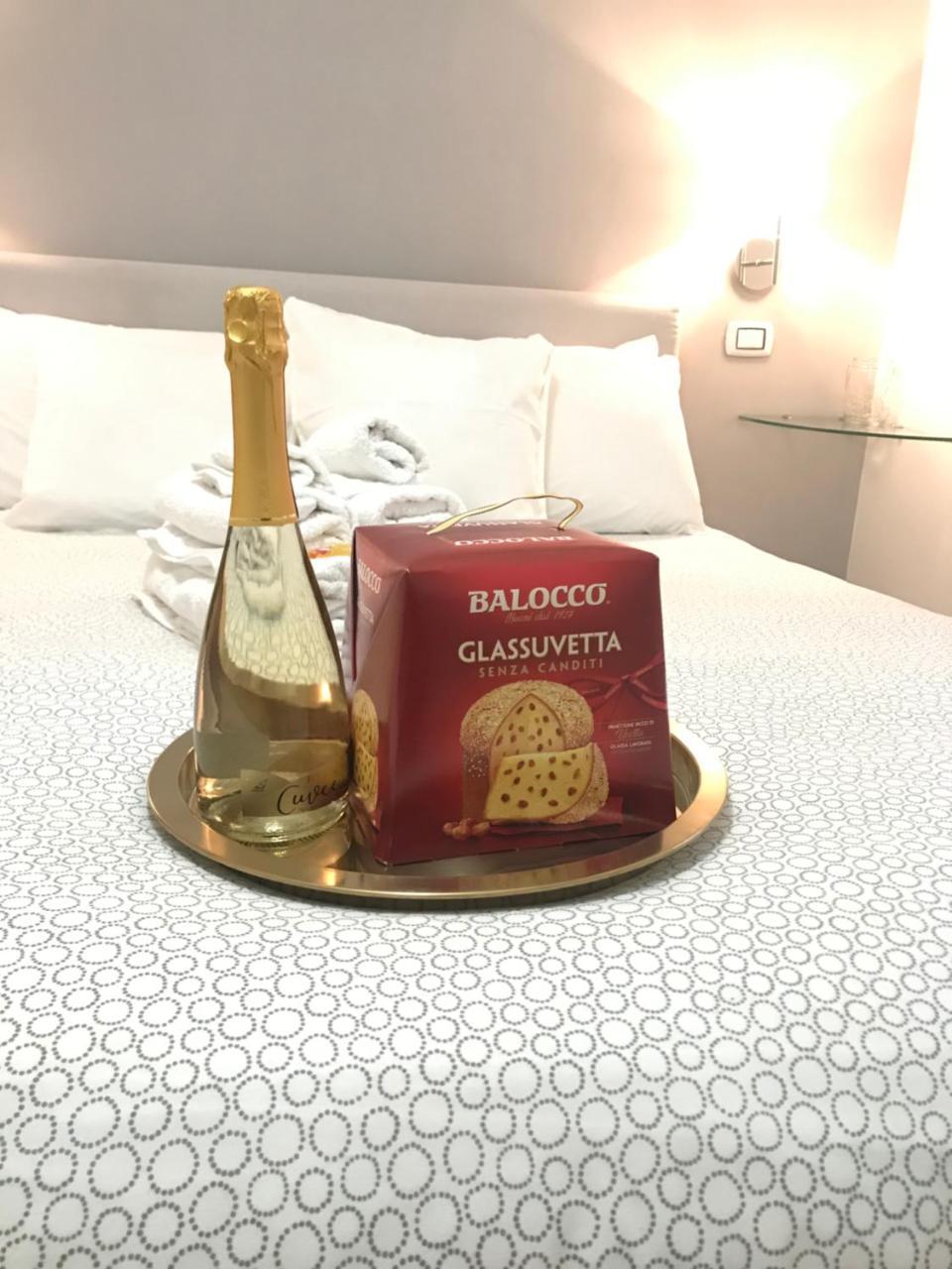 Terrazza Aragon Room And Spa ナポリ エクステリア 写真